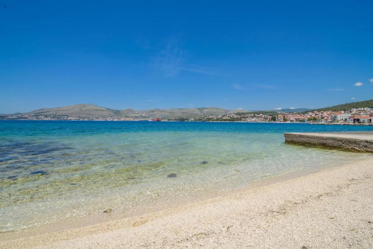 Apartments Tonka Trogir