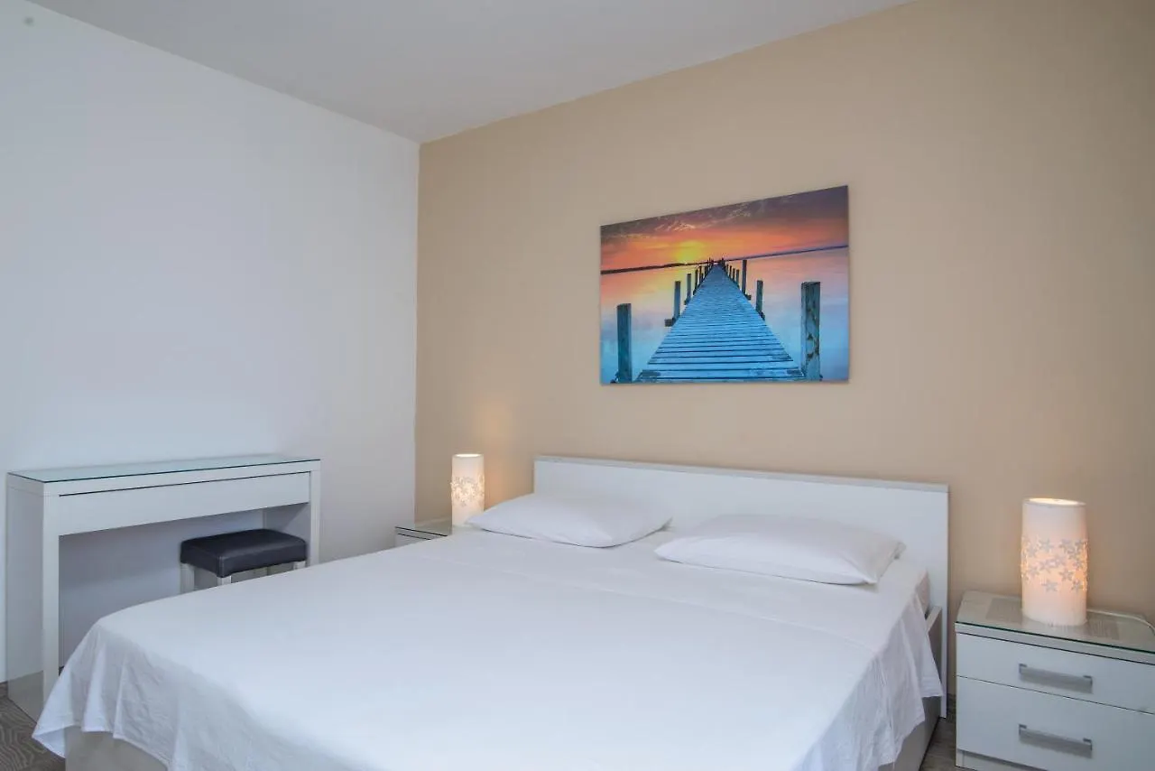 Apartments Tonka Trogir
